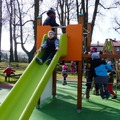 Wielkim powodzeniem u dzieci cieszy się nowy plac zabaw