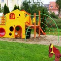 Rozbudowano i doposażono plac zabaw na osiedlu Bema